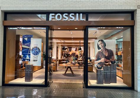 fossil stores in damen.